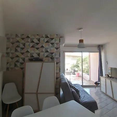 Apartment Soleil Marin Avec Exterieur, Proche Centre Et Plages *